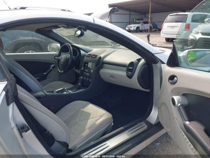 Parting Out- 2007 Mercedes-Benz SLK280 R171- 281