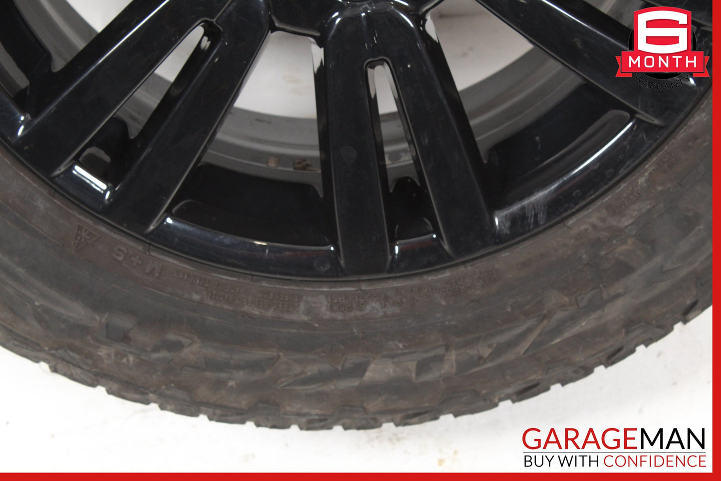2010-2013 Land Rover LR4 Front or Rear Wheel Rim w/ Tire 8JX19EH2 ET53 OEM
