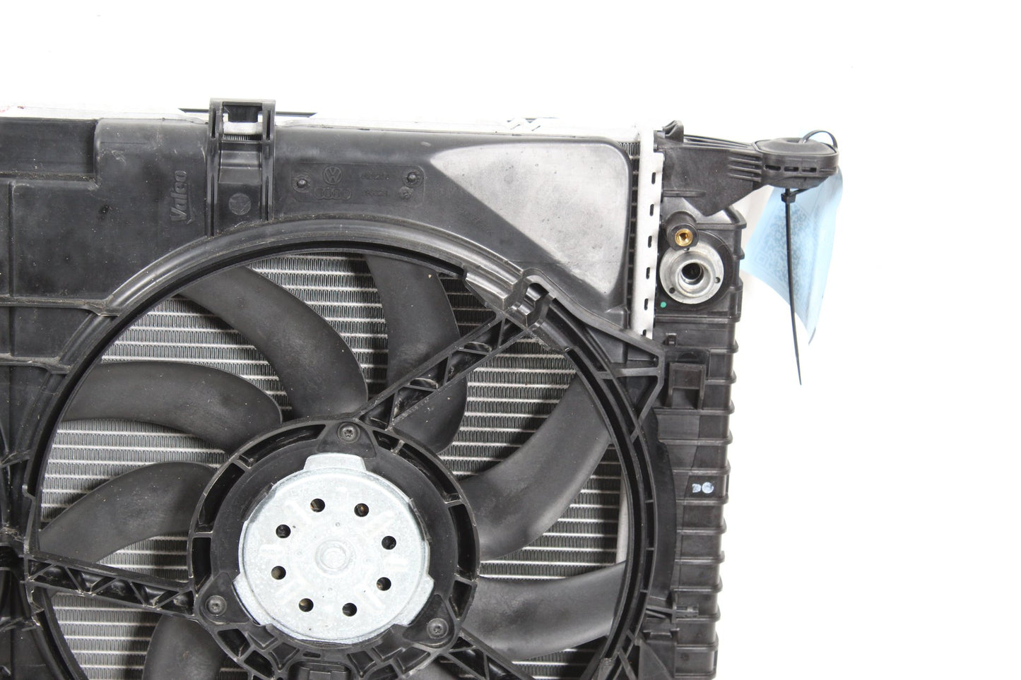 2009-2016 Audi A4 B8 Sedan Engine Cooling Radiator AC Condenser 8K0121207A