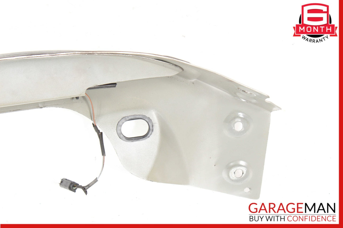 1998-2005 Mercedes-Benz ML350 W163 Radiator Support Bracket 6260546