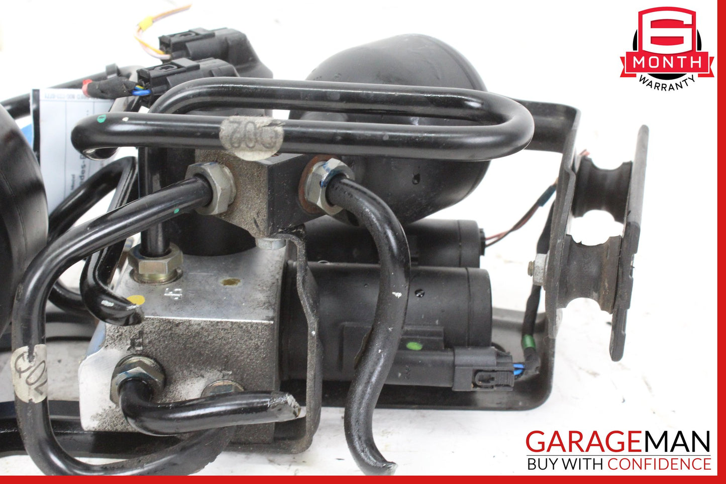 2000-2006 Mercedes-Benz SL500 R230 Rear ABC Hydraulic Suspension Valve Block