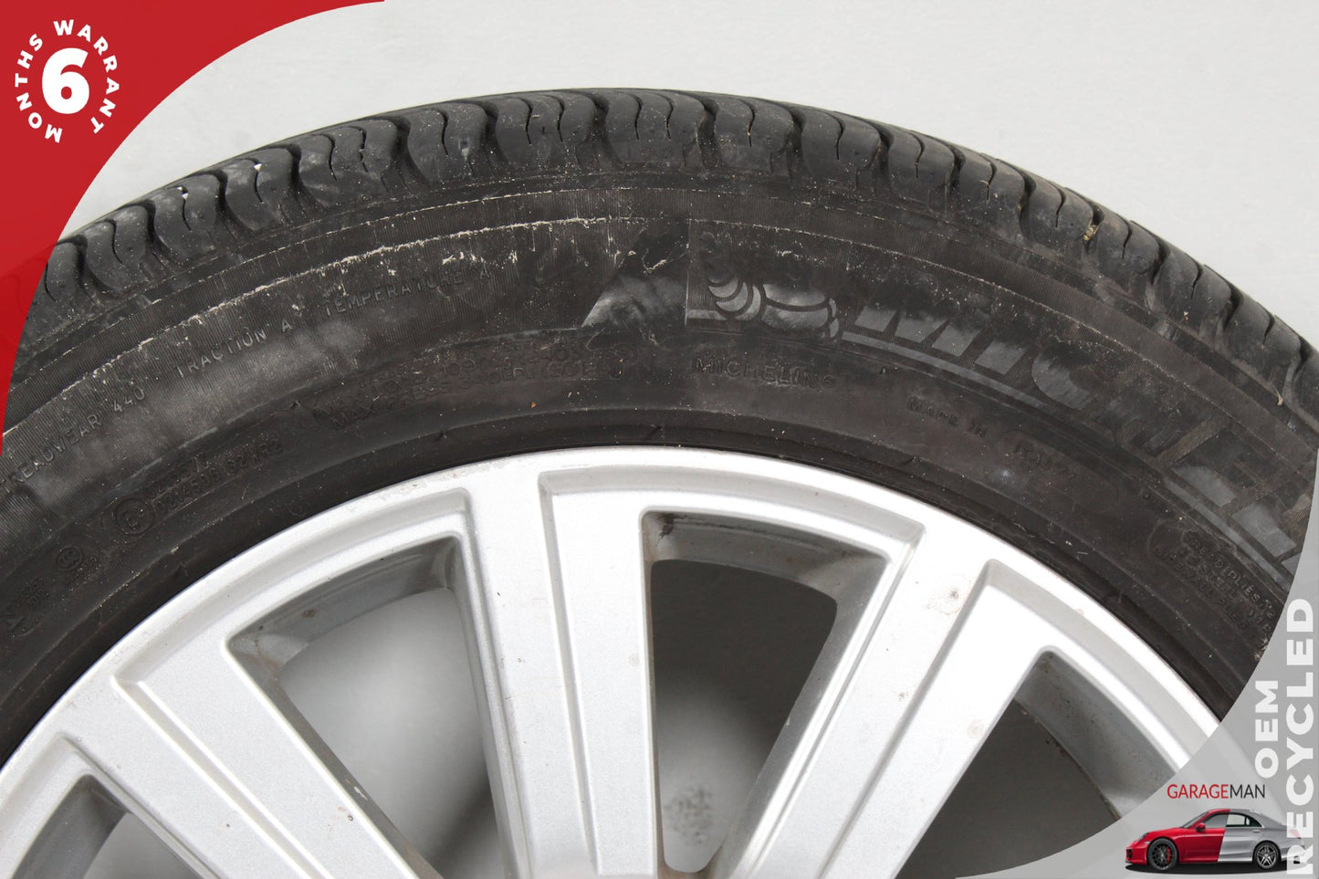 2010-2016 Land Rover LR4 Wheel Tire Rim 8Jx19EH2+53 CD242CDWU9GRA OEM