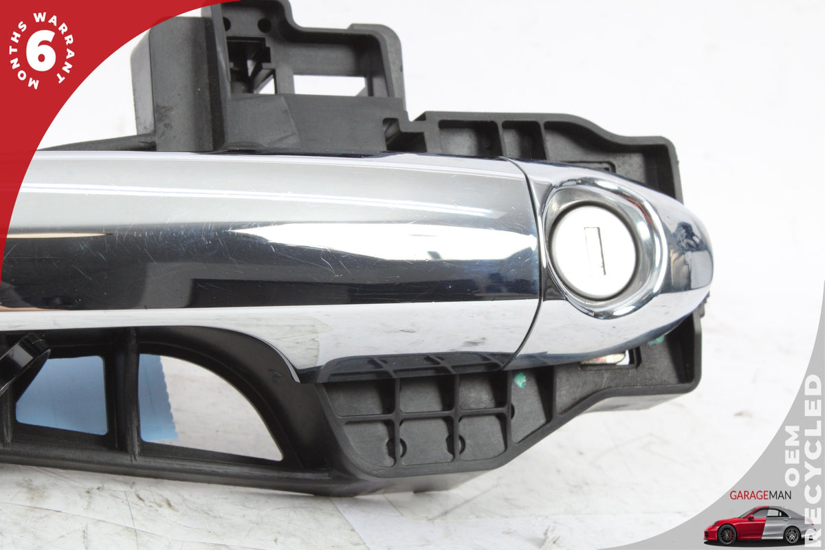 2014-2017 Fiat 500L Hatchback Left Front Exterior Door Handle 68260374AA Genuine