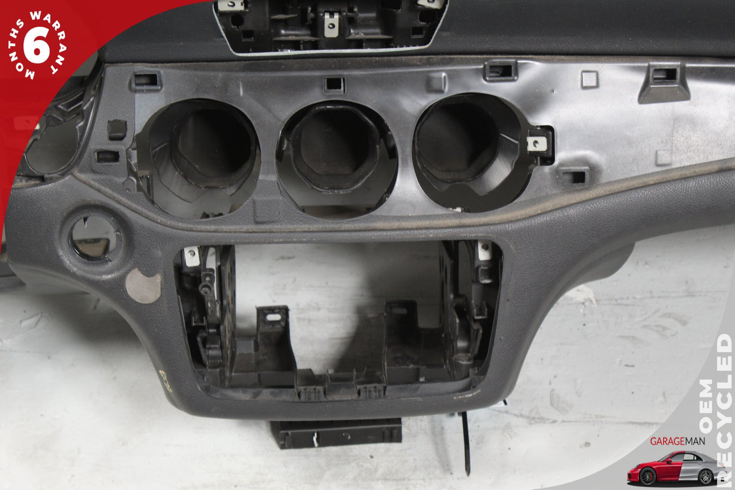 2015-2020 Mercedes-Benz CLA45 AMG w117 Sedan Dashboard Dash Board Panel w/o Airbag 11768010019 OEM