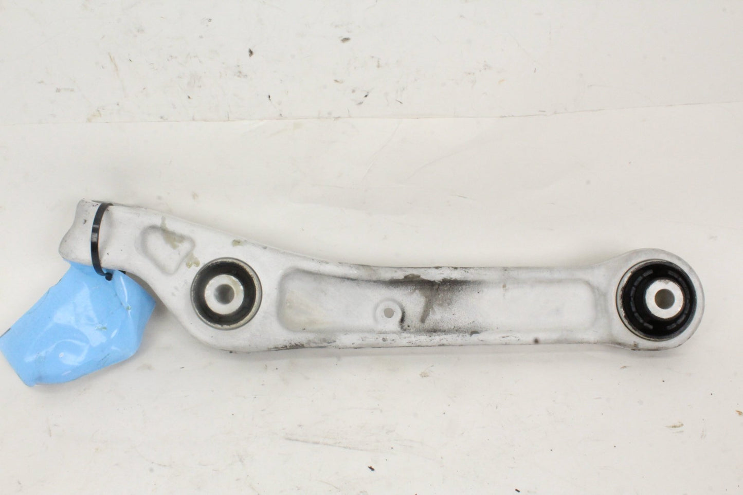 2017-2024 Audi A4 B9 Sedan Front Right Side Lower Control Arm 8W0407156 OEM
