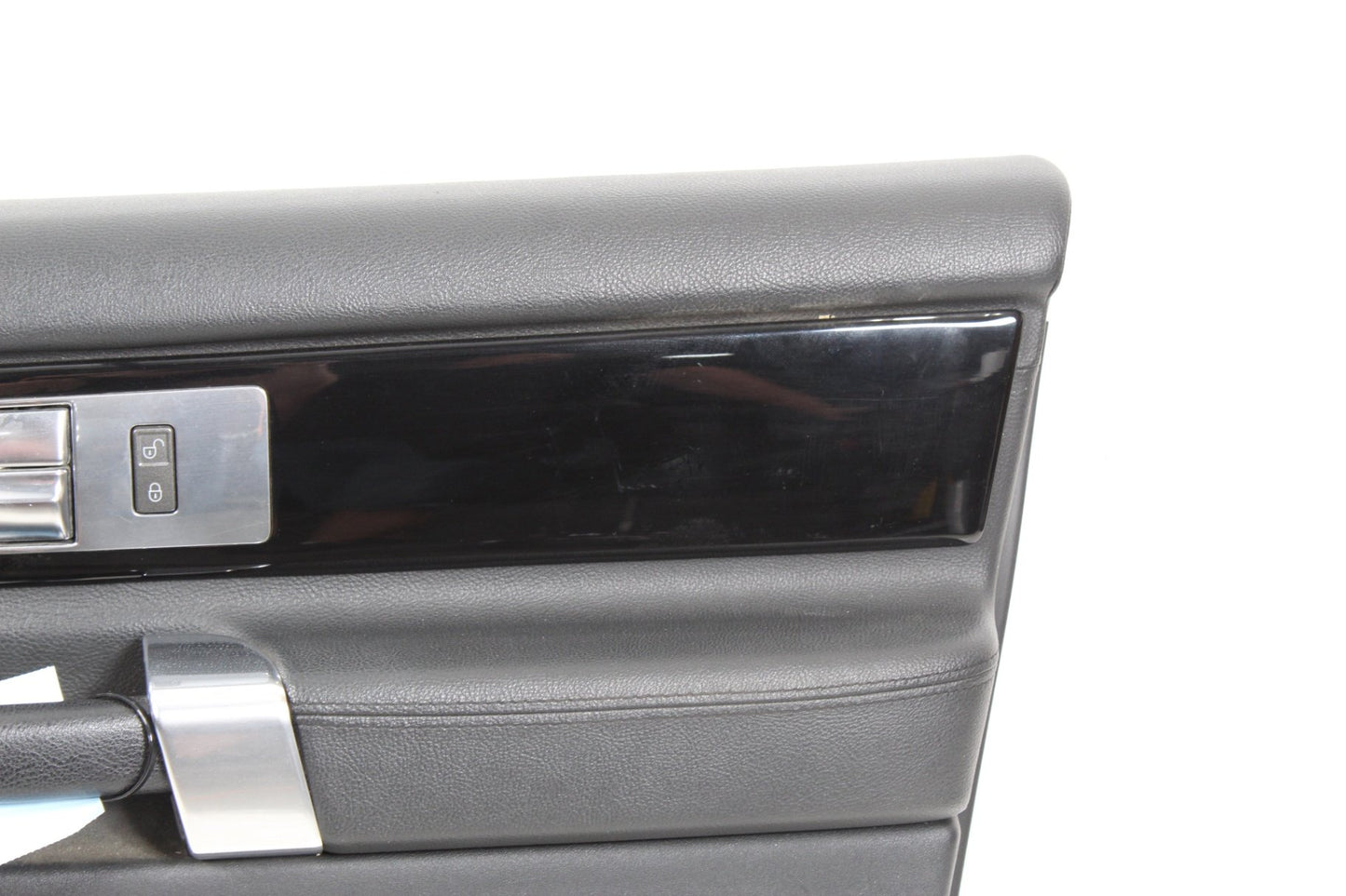 2011 Land Rover LR4 SUV Right Front Door Trim Panel AH2223942AA