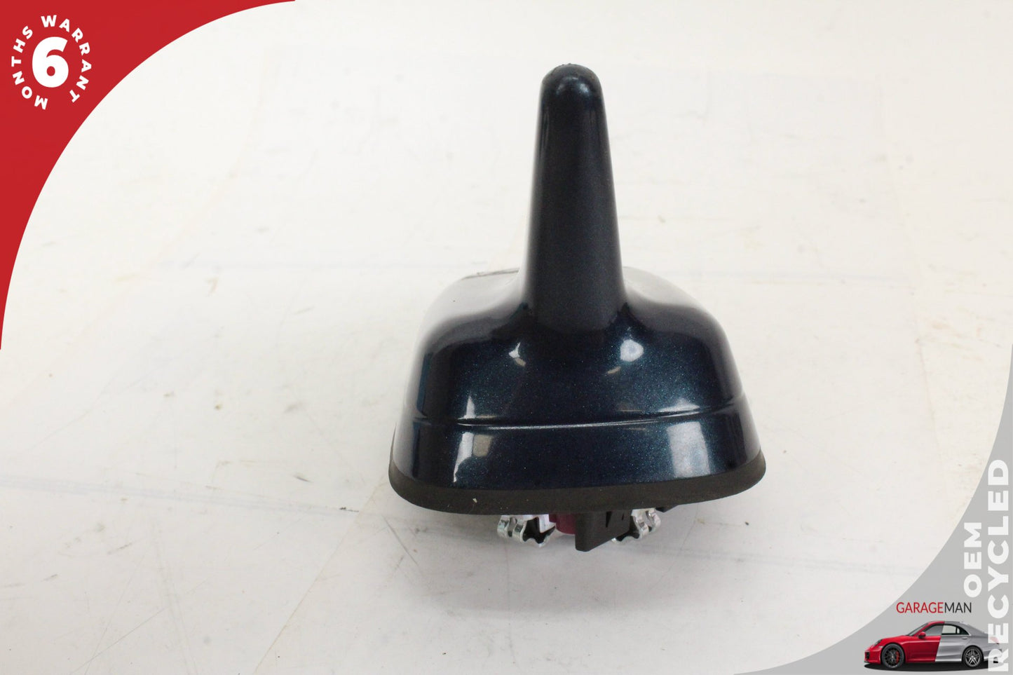 15-17 Audi A3 8V Sedan Roof Shark Fin Antenna Module 8V0035503AK Genuine