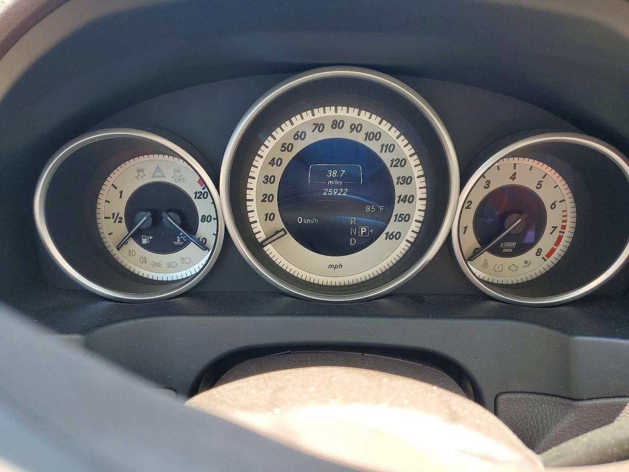 Parting Out- 2016 Mercedes-Benz E400 C207- 225