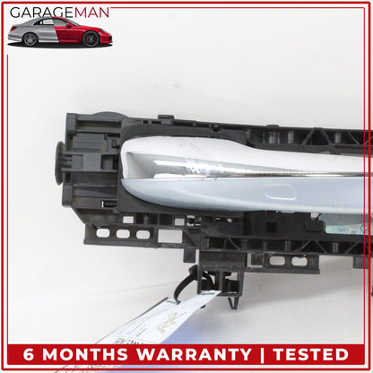 2015-2020 Mercedes W205 C300 Right Passenger Side Exterior Door Handle OEM