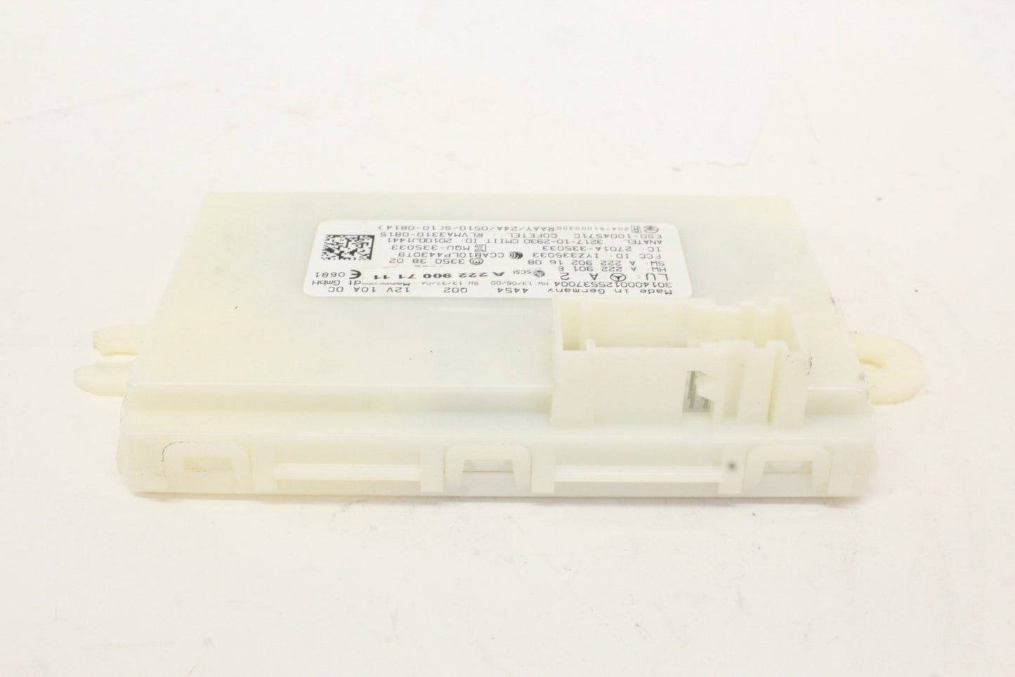 2014-2020 Mercedes-Benz C300 W205 Keyless Go Entry Control Module 2229007111