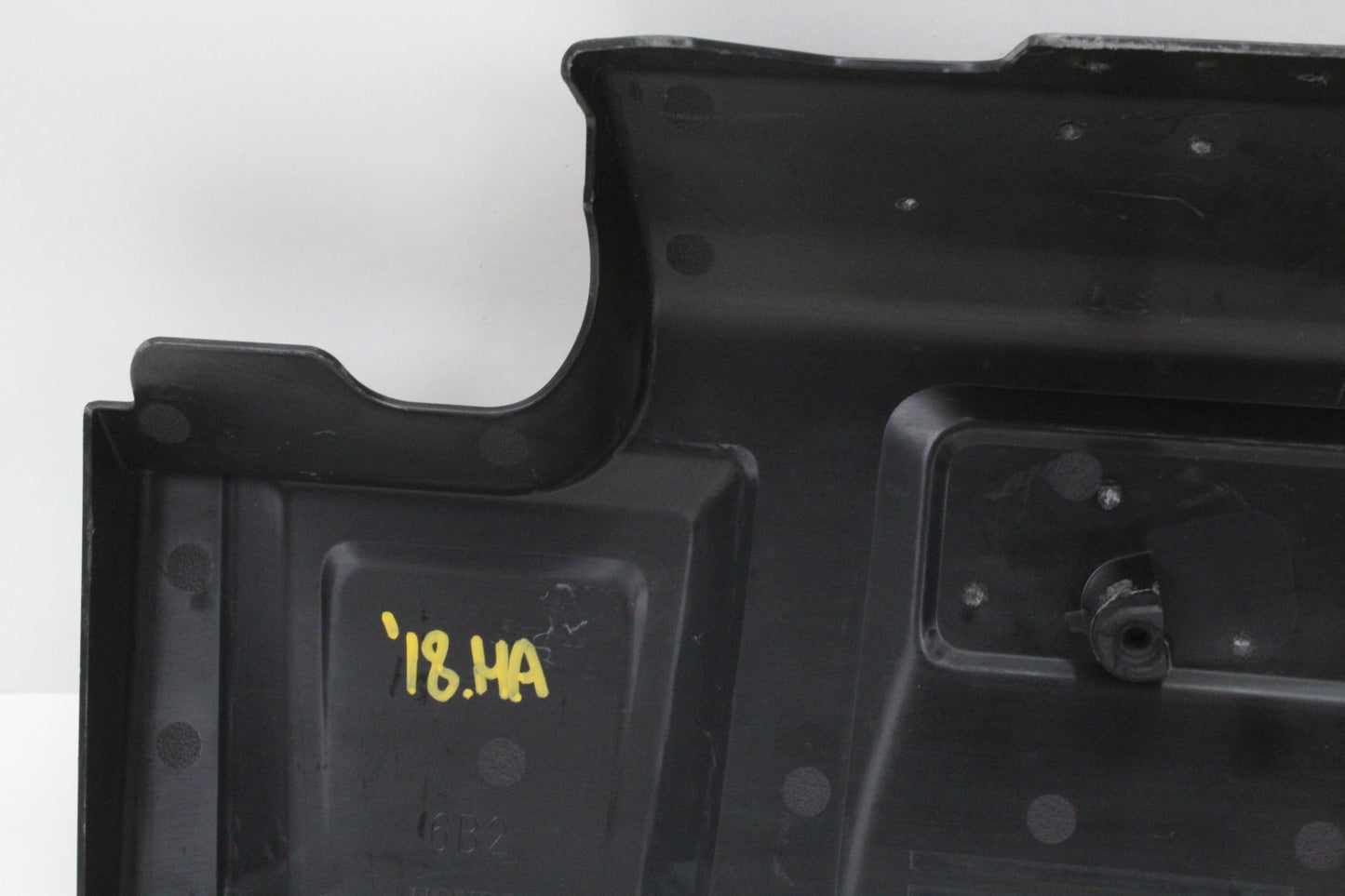 2018-2022 Honda Accord Sport Engine Motor Top Cover Black 125006B2A00 OEM