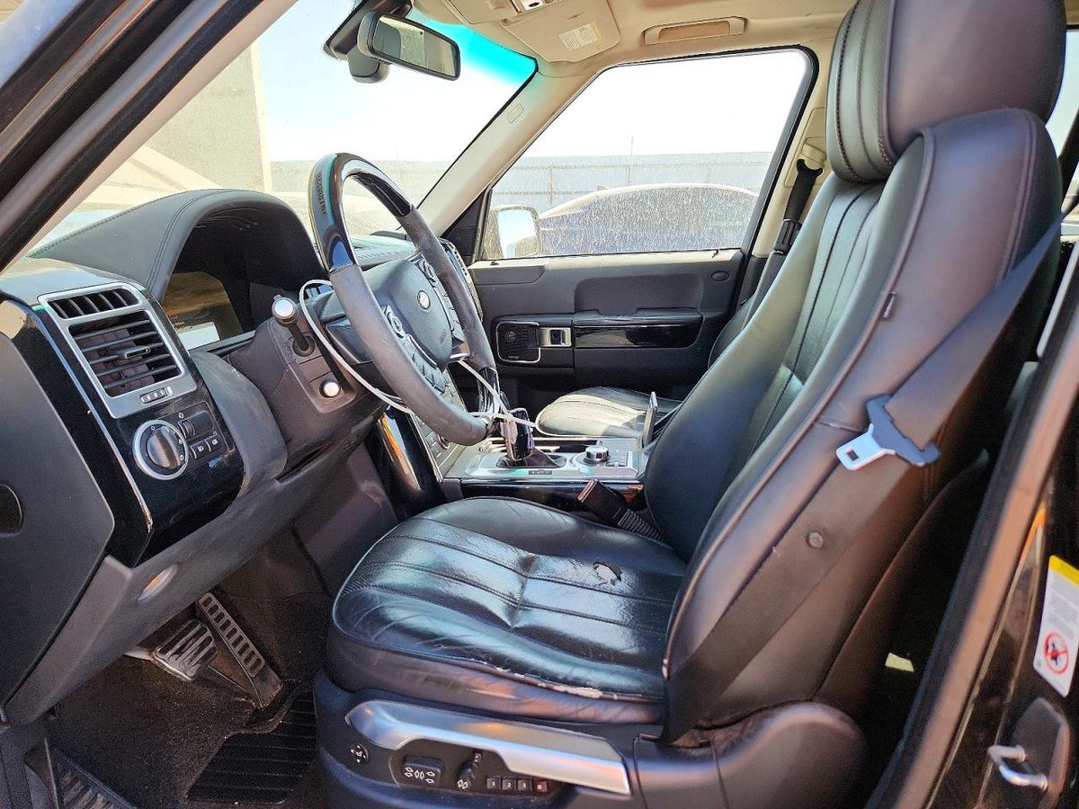 Parting Out- 2010 Land Rover Range Rover L322- 255