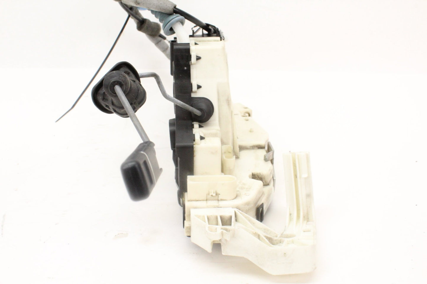 2007-2014 Mercedes-Benz S550 W221 Right Front Door Lock Actuator 2217207835