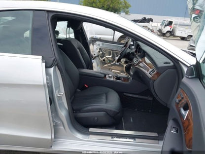 Parting Out- 2014 Mercedes-Benz CLS550 W218- 176 176
