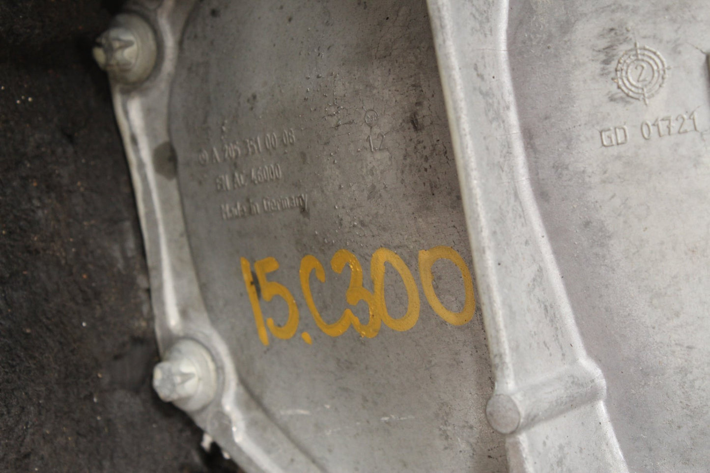 2015-2016 Mercedes-Benz C300 W205 Rear Differential Carrier 2053505100