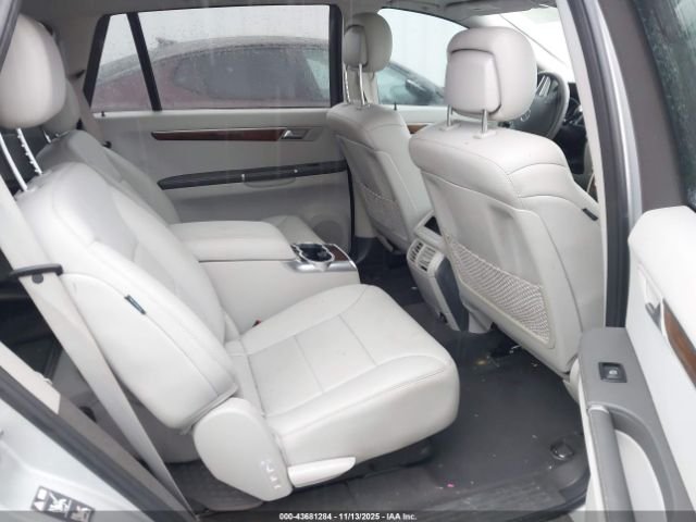 Mercedes-Benz R350 W251