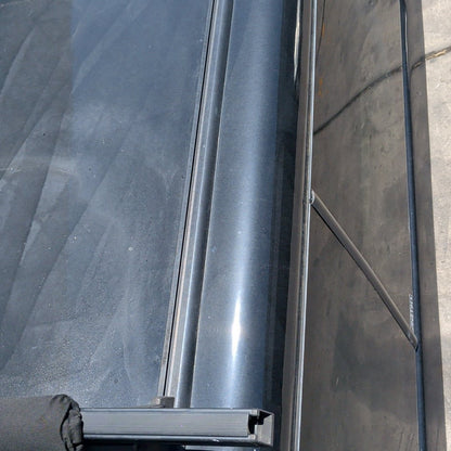 2014-2018 Chevrolet Silverado 1500 Truck Cap 5’8” Short Bed Black LEER 100XQ OEM