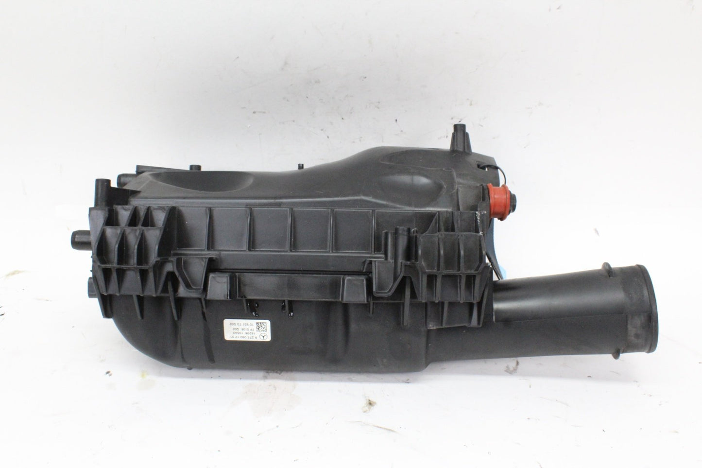 2015-2020 Mercedes-Benz C300 W205 Engine Air Intake Filter Box 2740901701