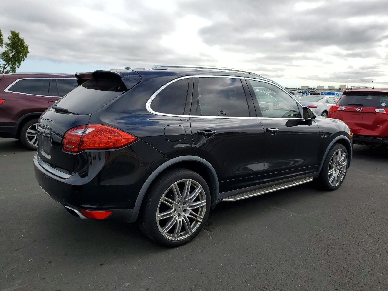 Parting Out- 2011 Porsche Cayenne 92A S Hybrid- 152