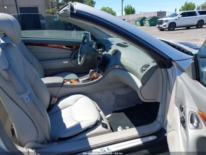 Parting Out- 2006 Mercedes-Benz SL500 R230- 249
