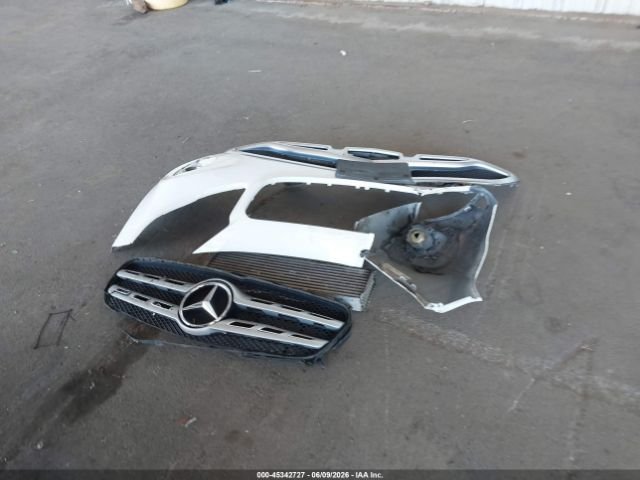 Parting Out- 2018 Mercedes-Benz GLA250- 195 195