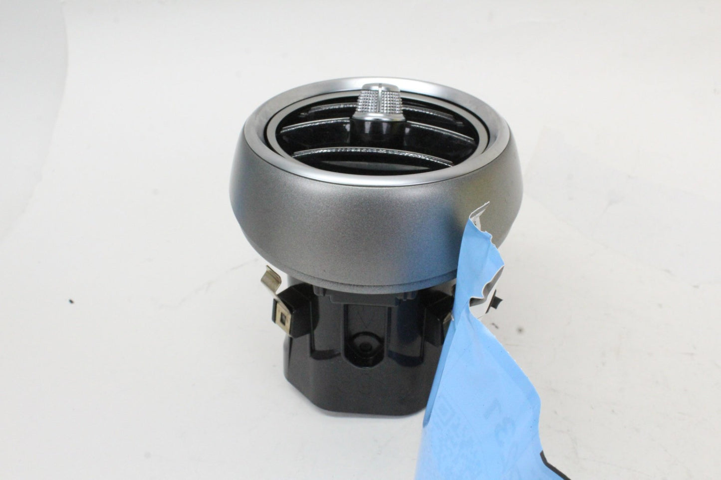 2015-2020 Mercedes-Benz C300 W205 Dash Air Vent Centre 2058300301