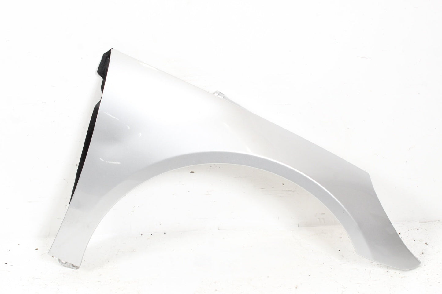 2006-2010 Mercedes W251 R350 4MATIC Front Right Passenger Side Fender Silver OEM