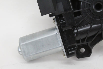 2015-2020 Mercedes-Benz C300 C-Class W205 Rear Right Window Regulator Motor