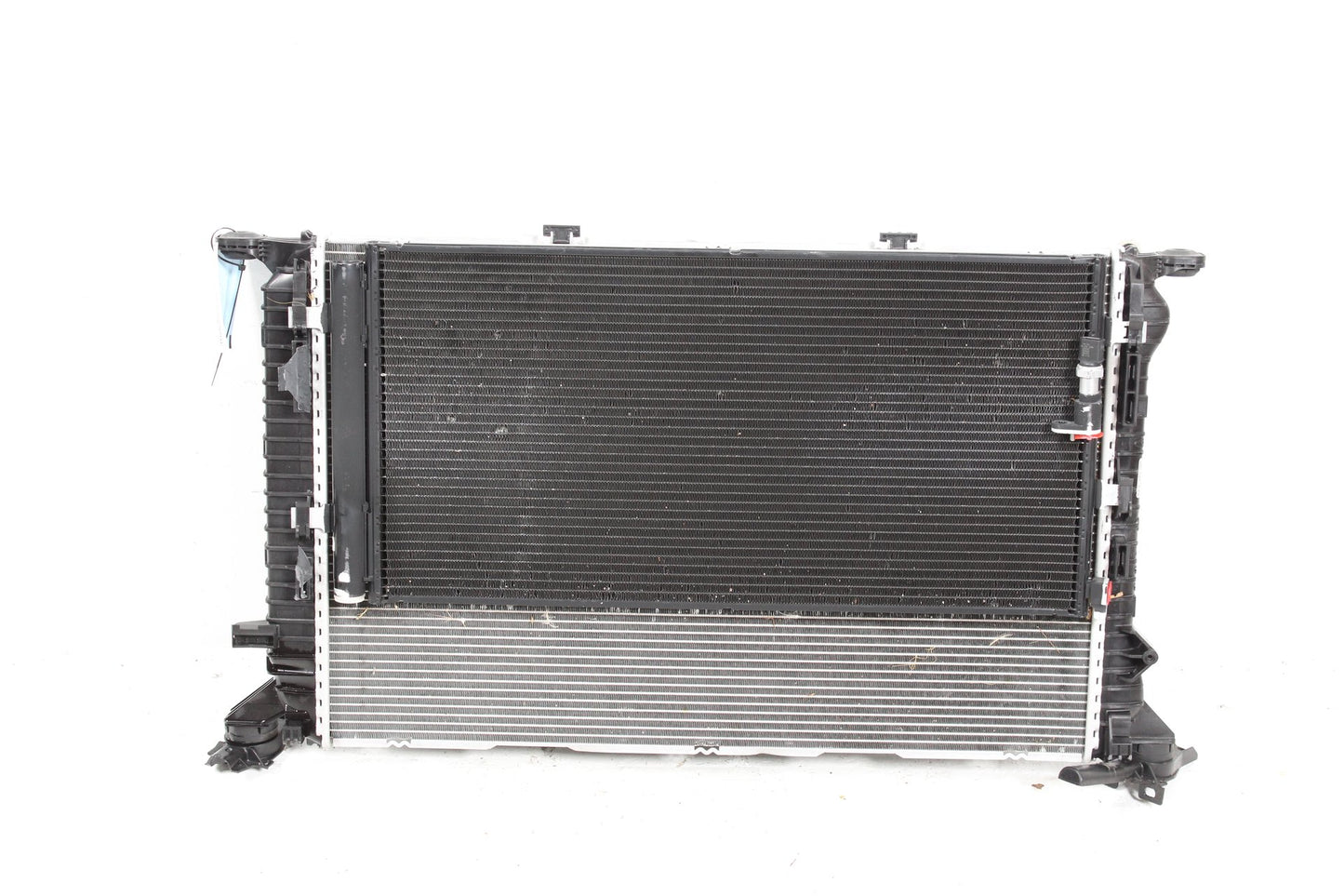 2009-2016 Audi A4 B8 Sedan Engine Cooling Radiator AC Condenser 8K0121207A