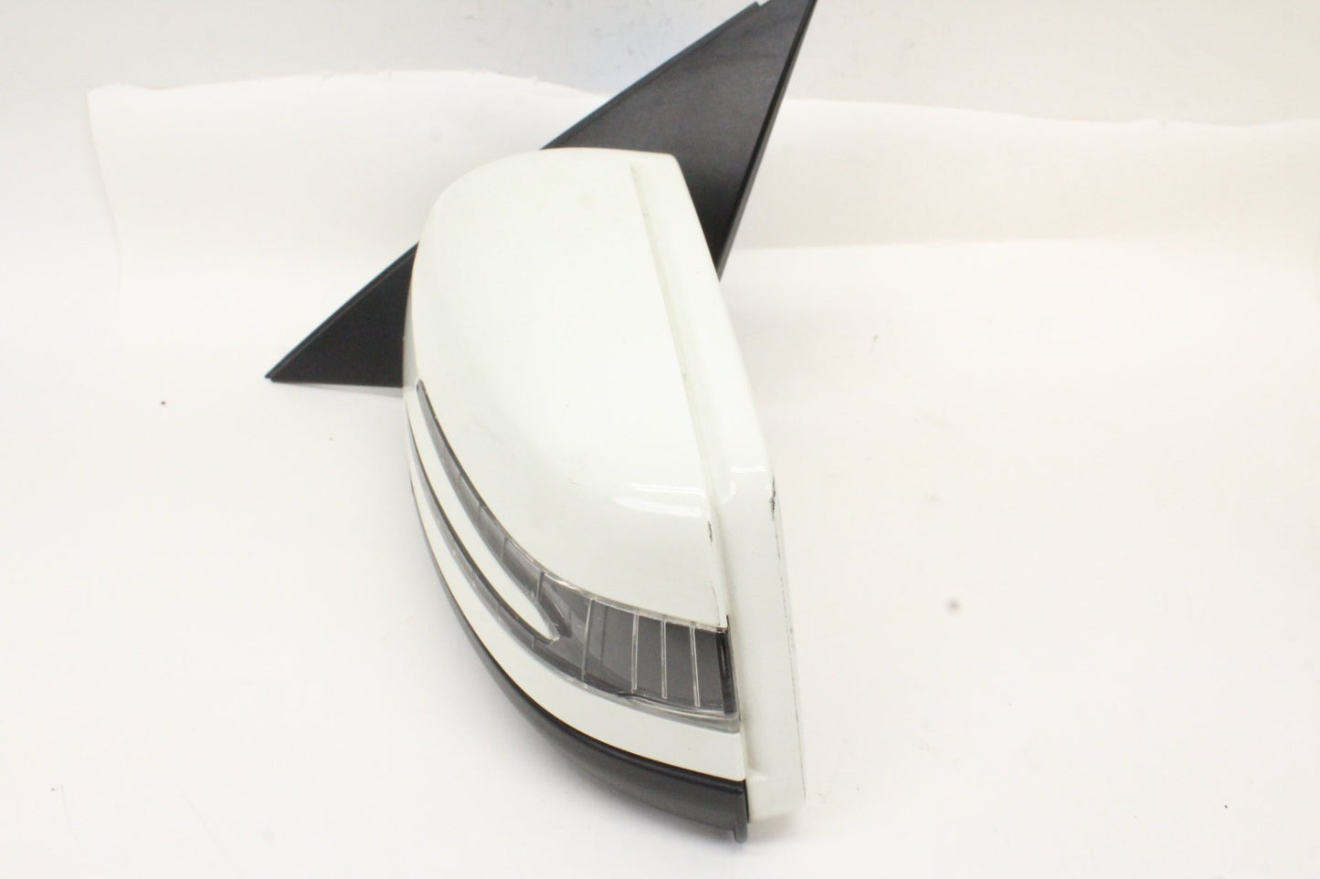 2012-2014 Mercedes C250 W204 Left Door Mirror OEM 2048108593