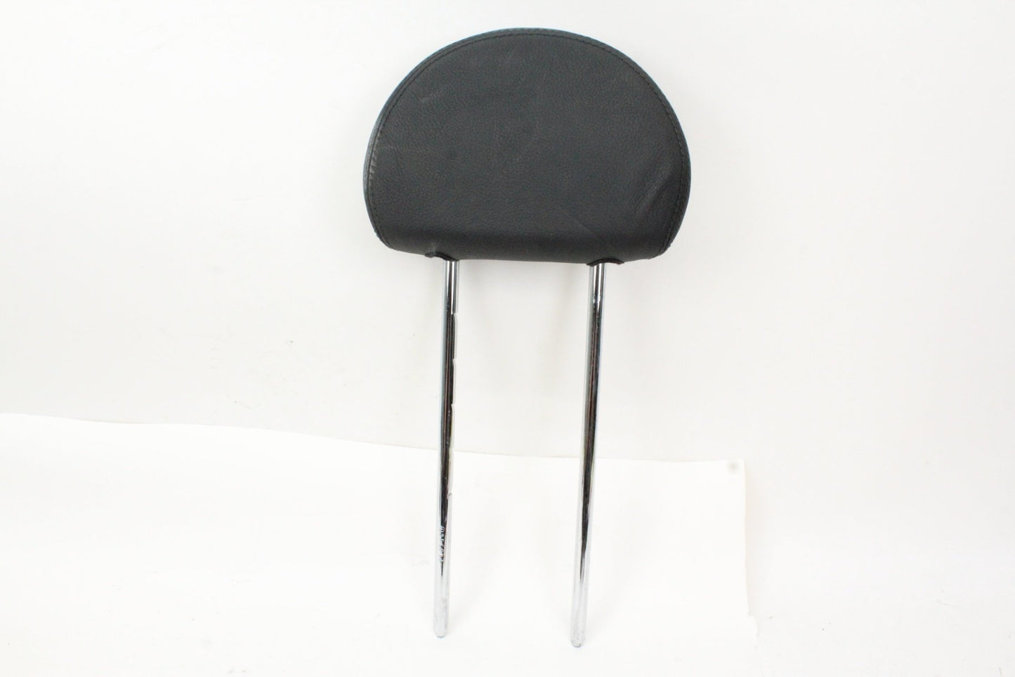 2003 - 2009 Mercedes-Benz E320 W211  Front Left or Right Side Head Rest 2119701978 Genuine