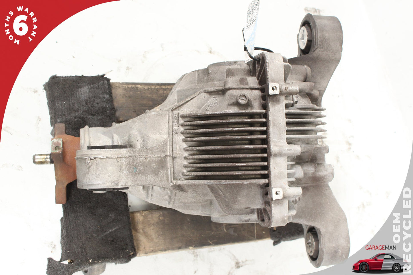 2010-2016 Porsche Panamera RWD 4.8L Rear Differential Carrier 97035001106