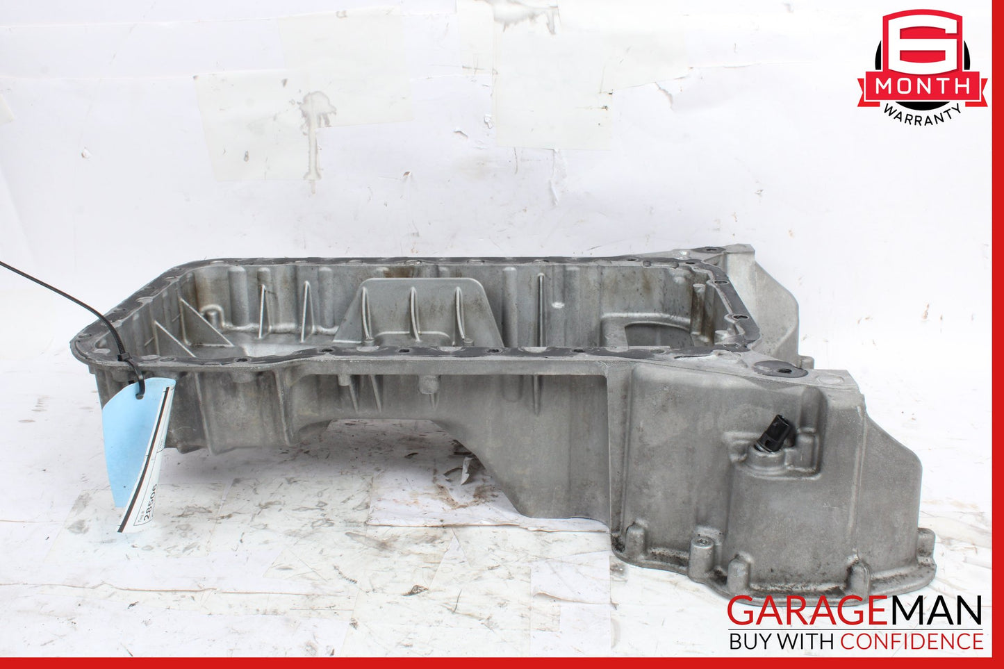 2005-2011 Mercedes W209 CLK350 Engine Upper Oil Sump Baffle Pan 2720140802 OEM