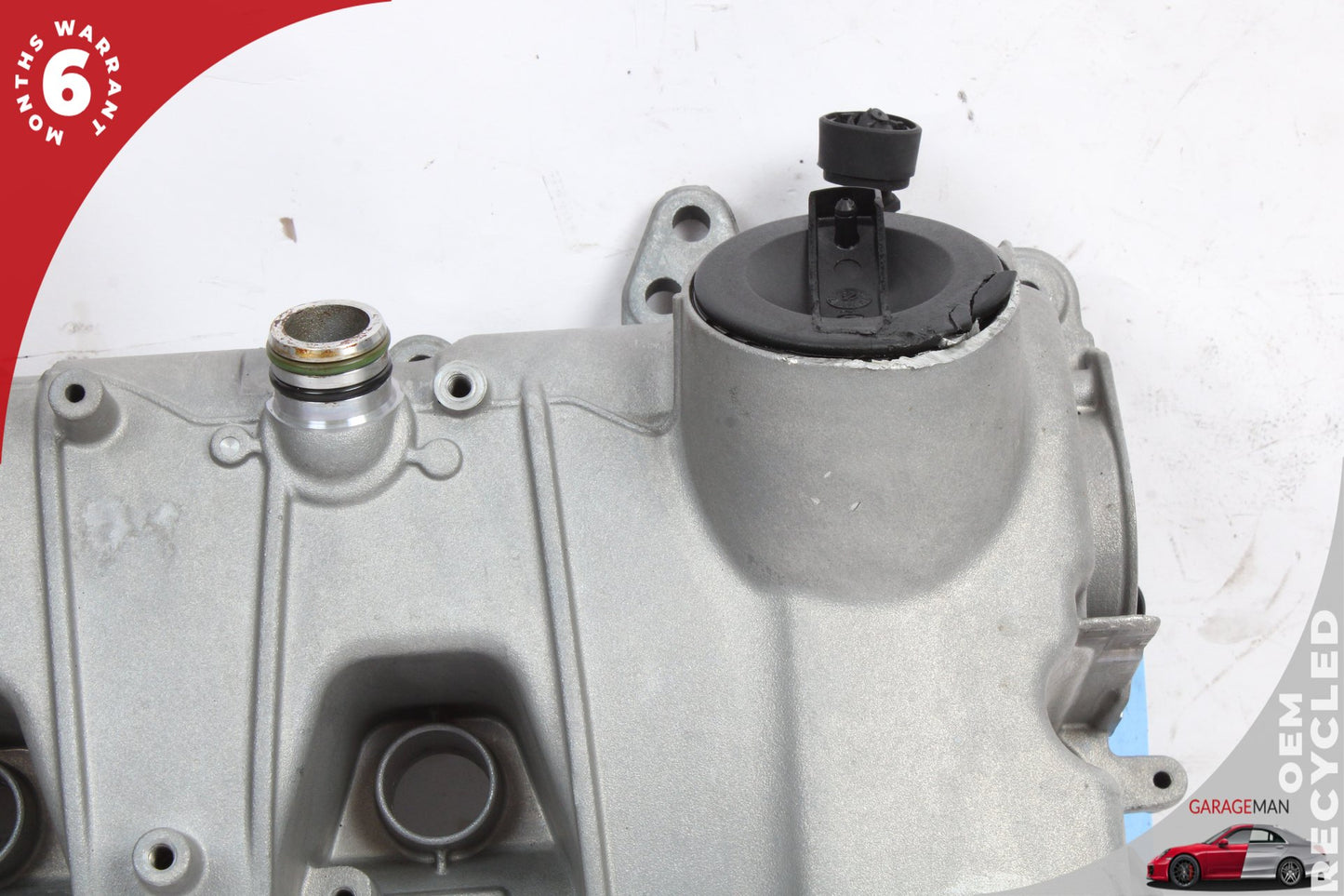 2015-2018 Porsche Macan 95B 3.0L Right Side Cylinder Head Valve Cover OEM