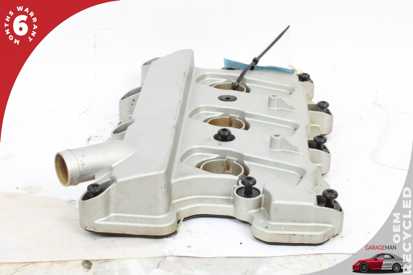 9-18 Right Side Audi A6 C7 Sedan Engine Cylinder Head Valve Cover 06E103472N
