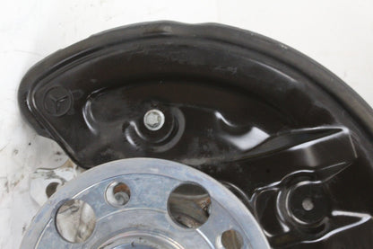 2015 Mercedes-Benz C300 W205 Rear Right Spindle Knuckle Wheel Hub 2055467480
