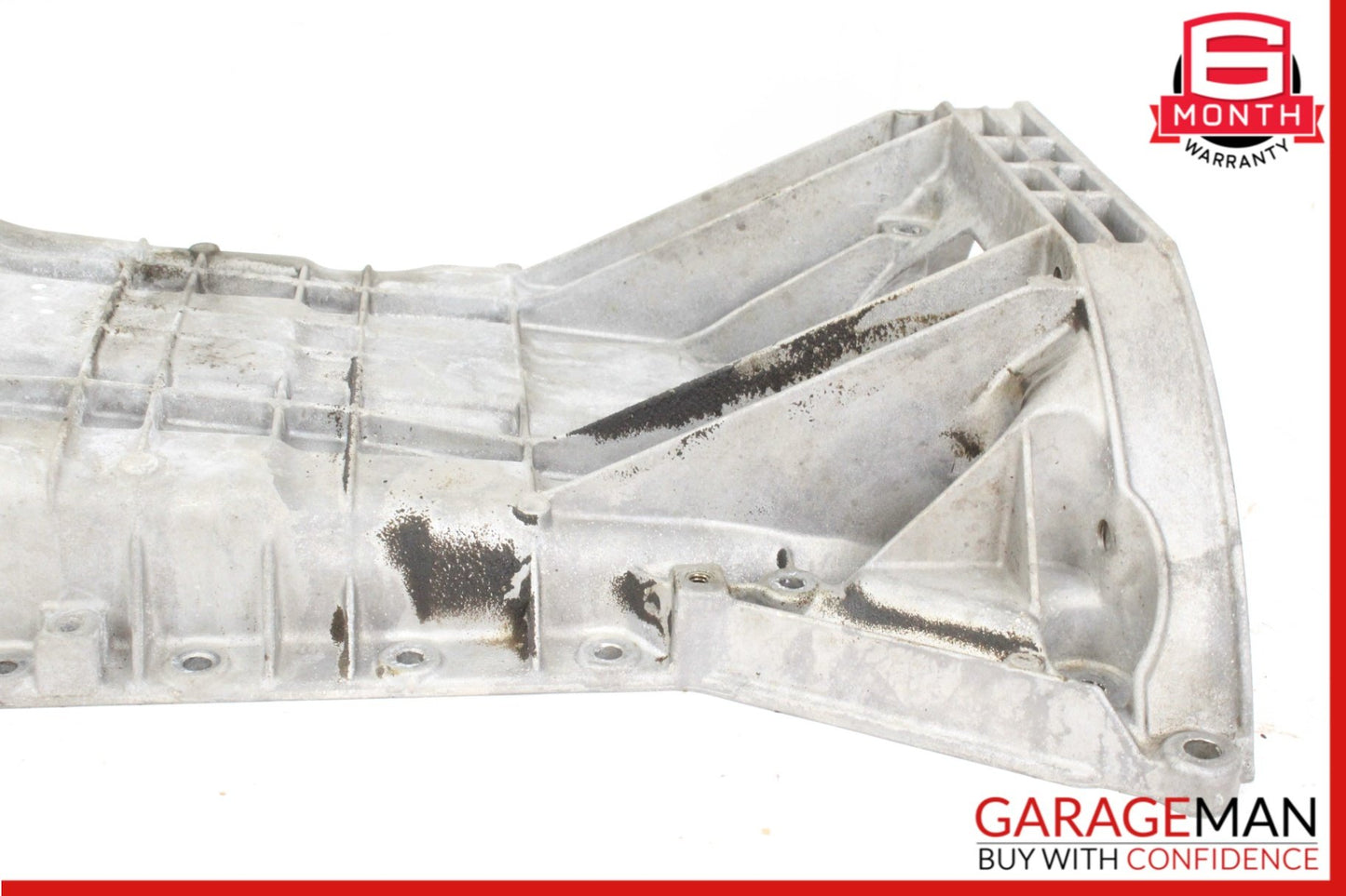 1999-2006 Mercedes-Benz S500 W220 Upper Engine Oil Pan 1130140202