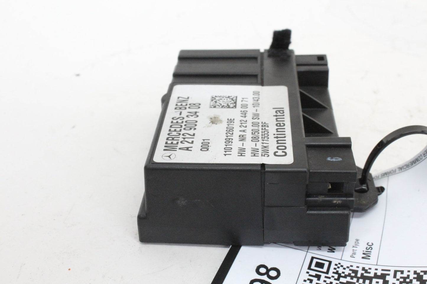 2006-2015 Mercedes C250 CDI W204 Fuel Pump Control Module 2129003408 Genuine