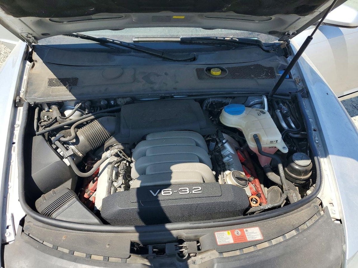 Parting Out- 2005 Audi A6 C6- 286