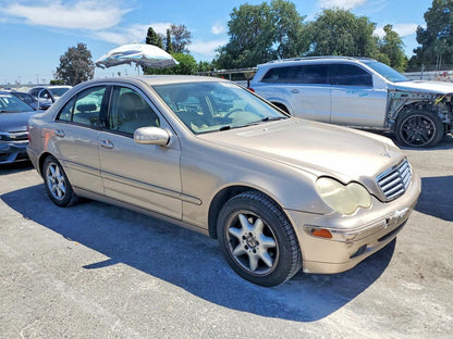 2005 Mercedes-Benz C240 W203