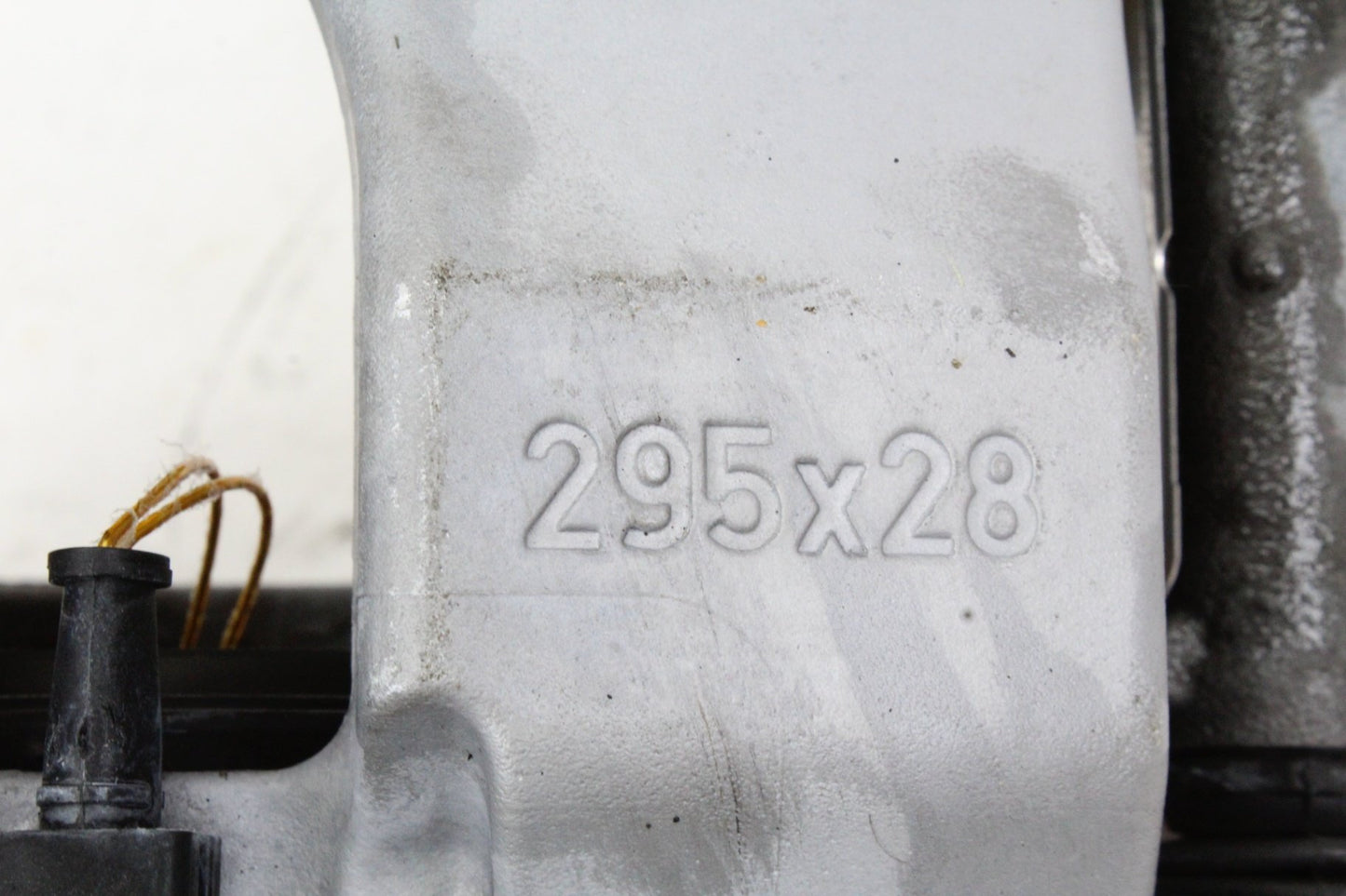 2008-2015 Mercedes-Benz C300 W204 Front Brake Calipers Left and Right Set OEM