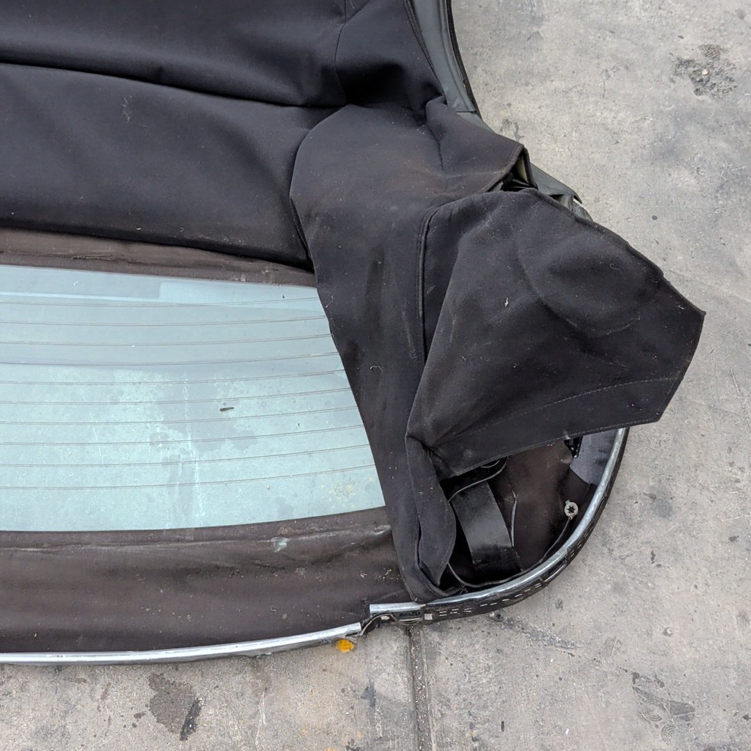 2002-2005 Ford Thunderbird Convertible Soft Top Roof Glass Assembly OEM