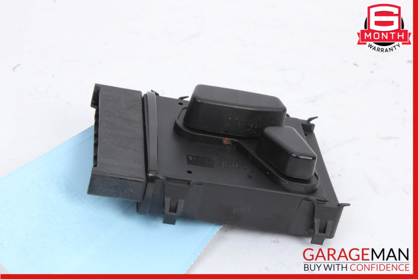 2014-2020 Maserati Ghibli III M157 Front Right Seat Control Memory Switch OEM