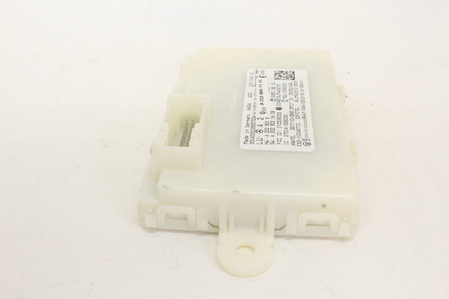 2014-2020 Mercedes-Benz C300 W205 Keyless Go Entry Control Module 2229007111