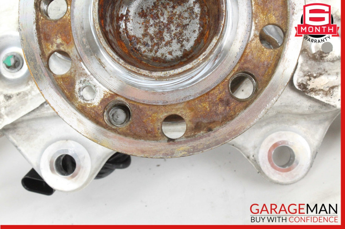 2015-2020 Mercedes-Benz C300 Front Right Spindle Knuckle Wheel Hub 2052200