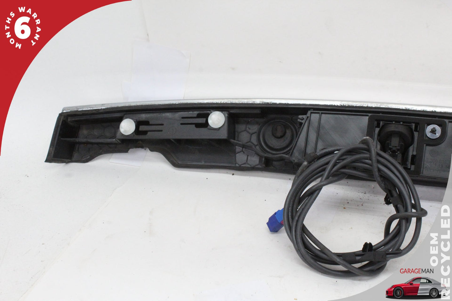 2009-2015 BMW 750i Rear Trunk Lid License Plate Light w/ Camera 7200035 OEM