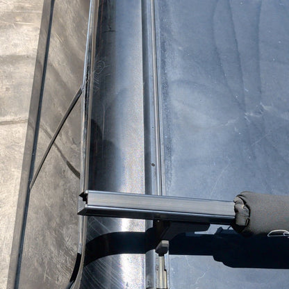 2014-2018 Chevrolet Silverado 1500 Truck Cap 5’8” Short Bed Black LEER 100XQ OEM