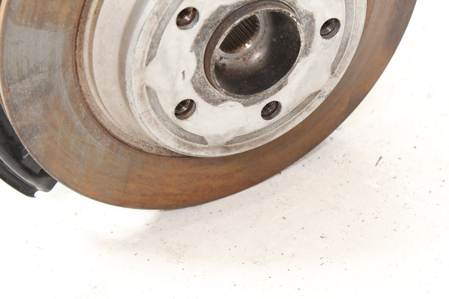 2000-2006 Mercedes-Benz S500 W220 Rear Right Spindle Knuckle Wheel Hub 220352000