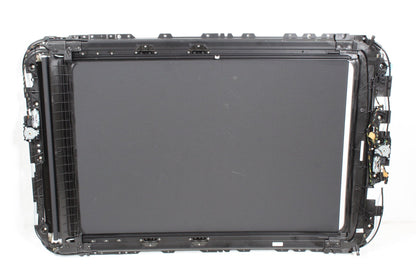 2017-2023 Audi Q7 SUV Panoramic Sunroof Sun Roof Glass Assembly 4M0877049E