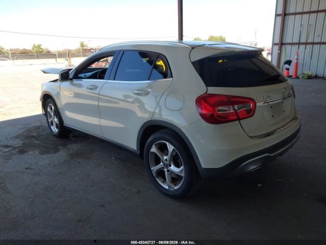 Parting Out- 2018 Mercedes-Benz GLA250- 195 195